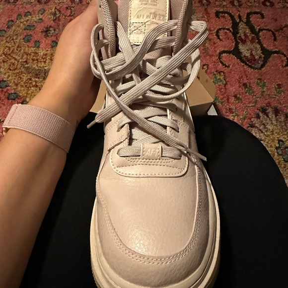 Nike Air Force 1 - size 10 women’s - W AF1 HI UT 2.0 - Picture 4 of 8